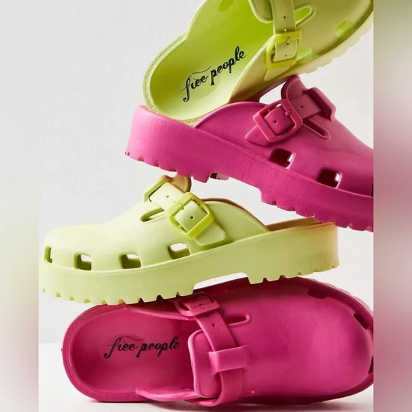 Free People Shoes - FREE PEOPLE Karlie Buckle Clog Size 8